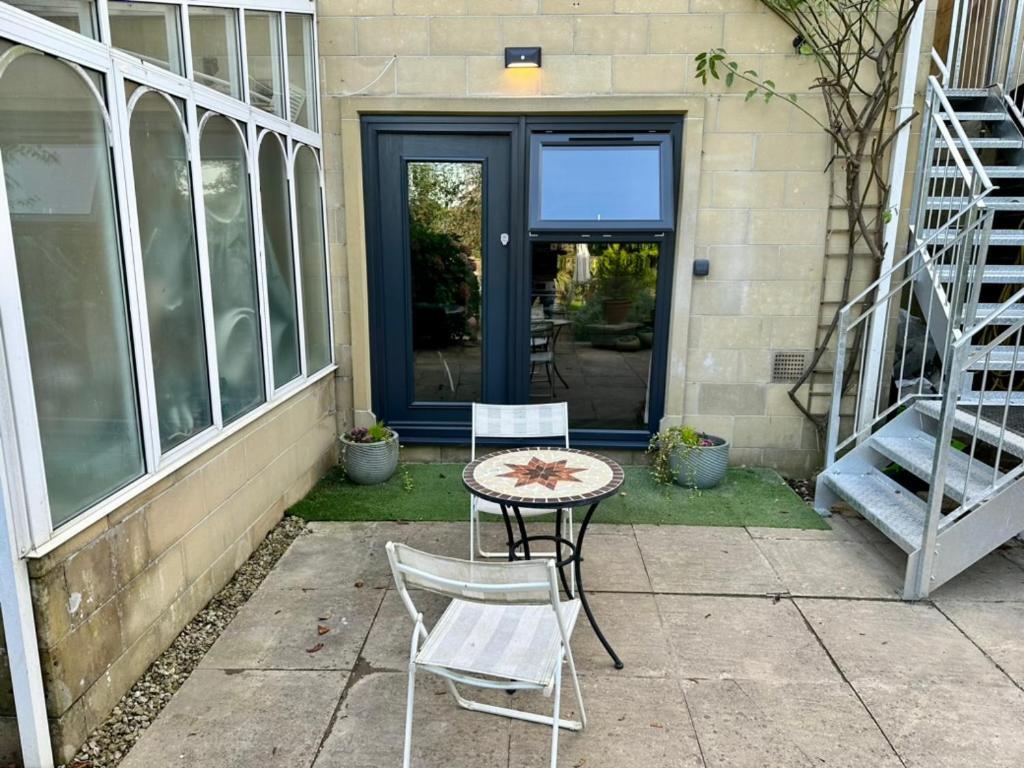 The Retreat, Luxury Studio Apartment In Bath With Parking المظهر الخارجي الصورة